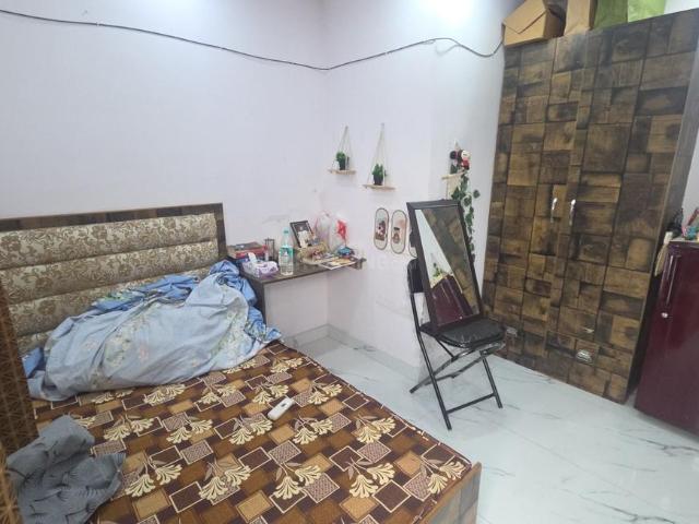 Flat for rent in West Delhi, Deri