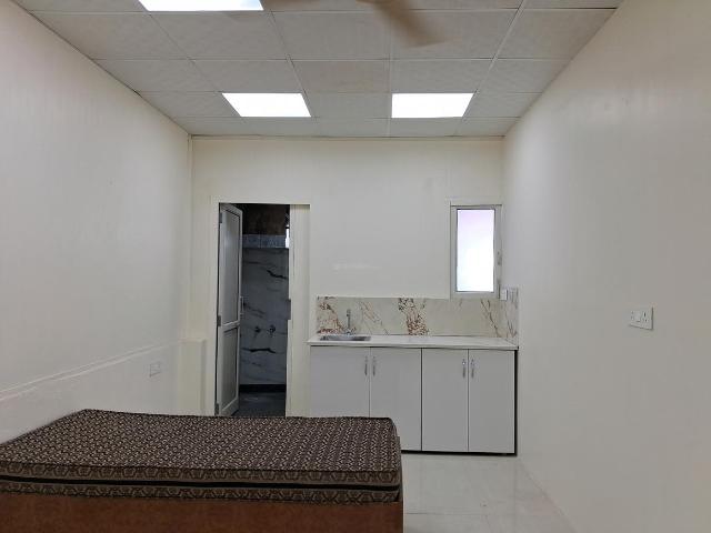 Flat for rent in West Delhi, Deri