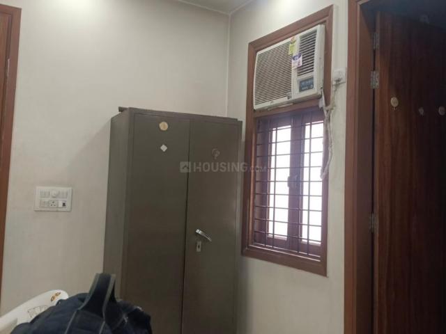 Flat for rent in South Patel Nagar, Delhi