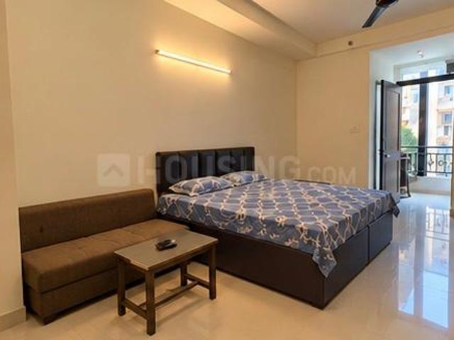 Flat for rent in Anand Parbat, Delhi