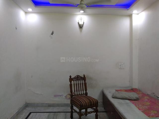 Flat for rent in Anand Parbat, Delhi
