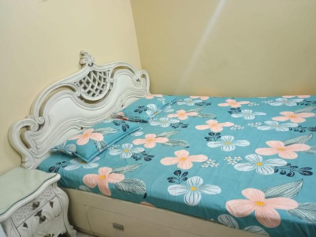 Flat for rent in North West Delhi, Deri