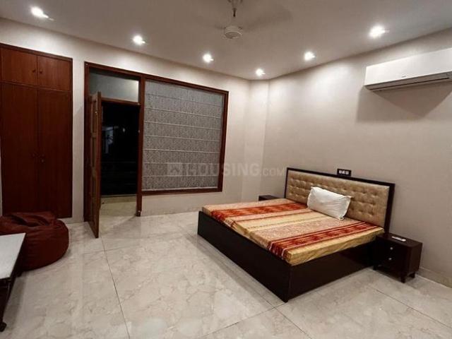 Flat for rent in Deri