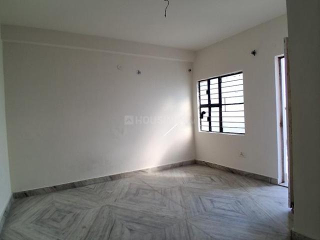 Flat for rent in Deri
