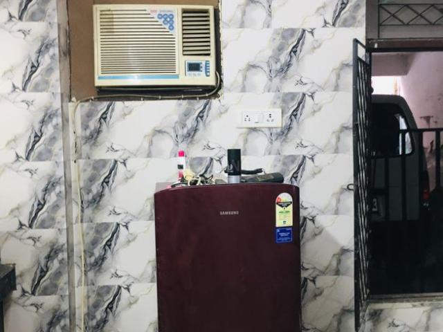 Flat for sale in South Delhi, Deri
