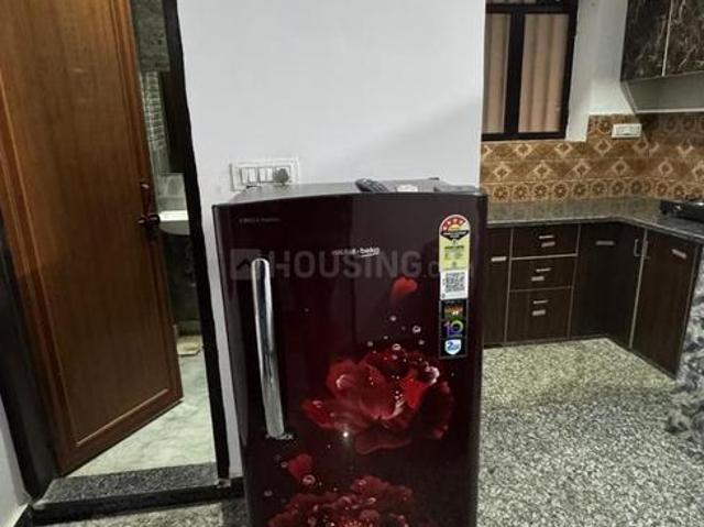 Flat for rent in South West Delhi, Deri