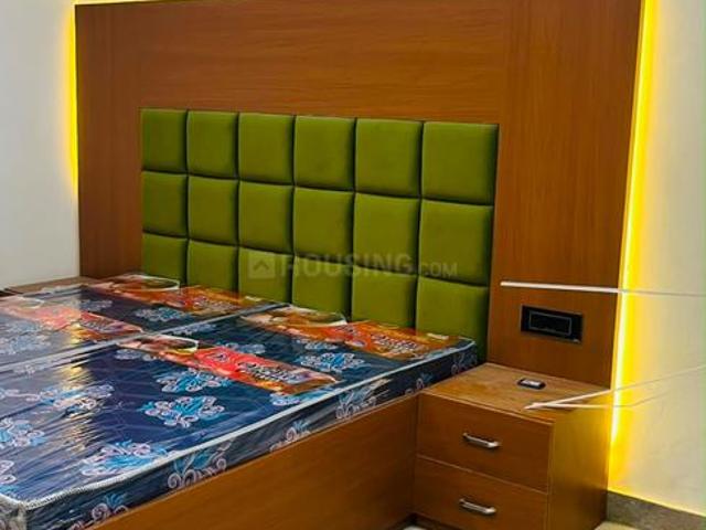 Flat for rent in North West Delhi, Deri