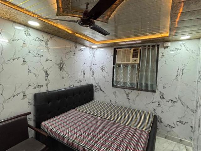 Flat for rent in North West Delhi, Deri
