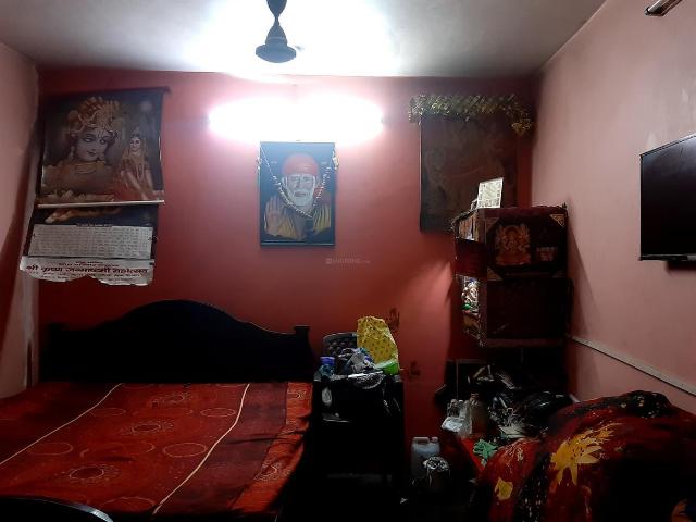 Flat for sale in North East Delhi, Deri