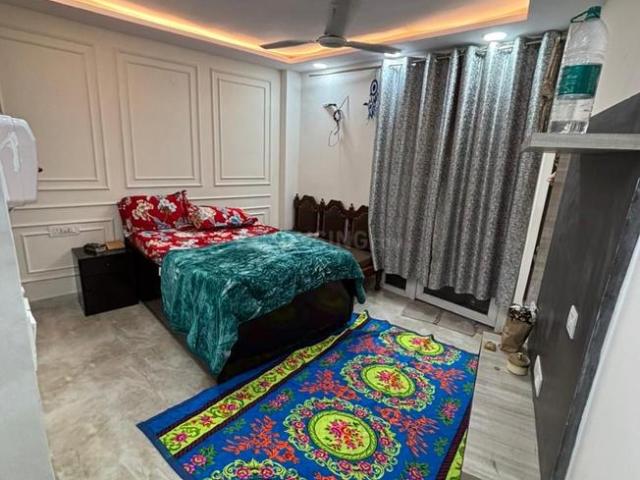 Flat for rent in West Delhi, Deri