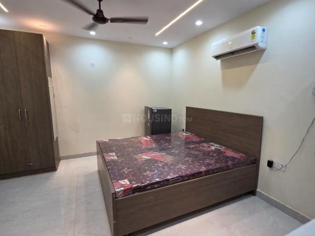 Flat for rent in West Delhi, Deri