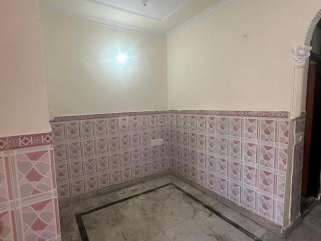 Flat for sale in West Delhi, Deri