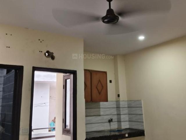 Flat for rent in West Delhi, Deri