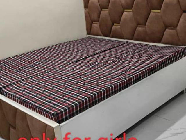 Flat for rent in West Delhi, Deri
