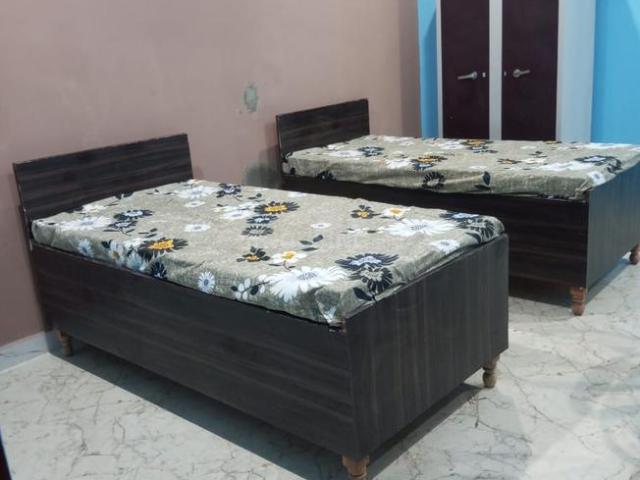 House for rent in Shahdara, Noida
