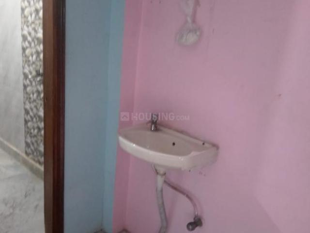 House for rent in Central Delhi, Deri