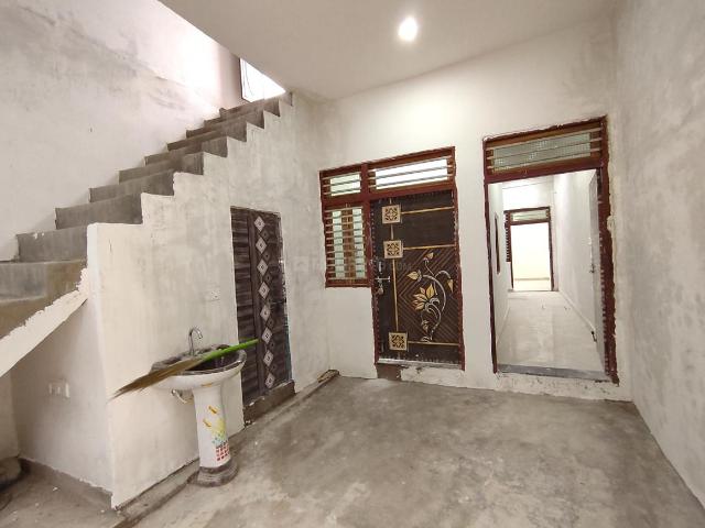 House for rent in Madya