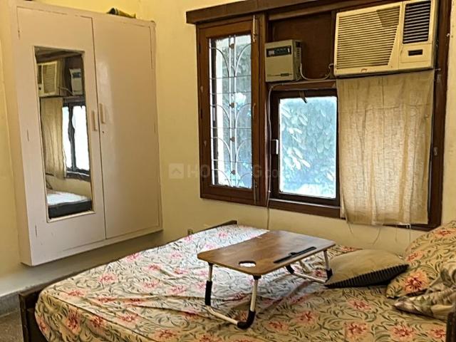 House for rent in Green Park, Delhi