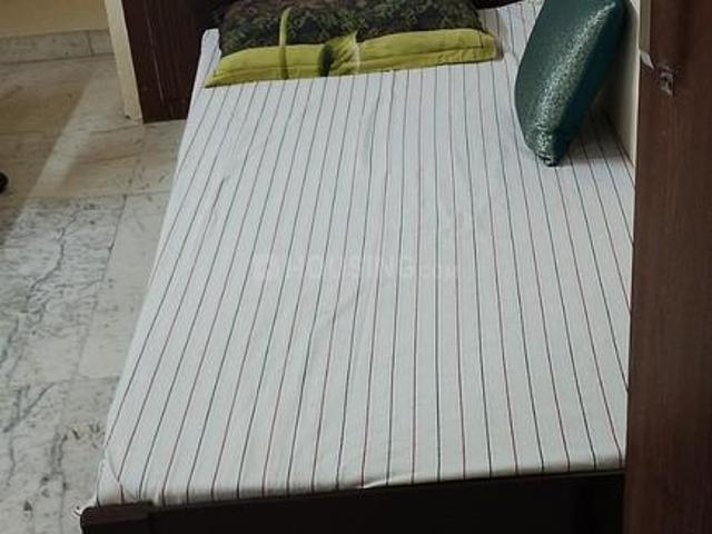 House for rent in Kamla Nagar, Delhi