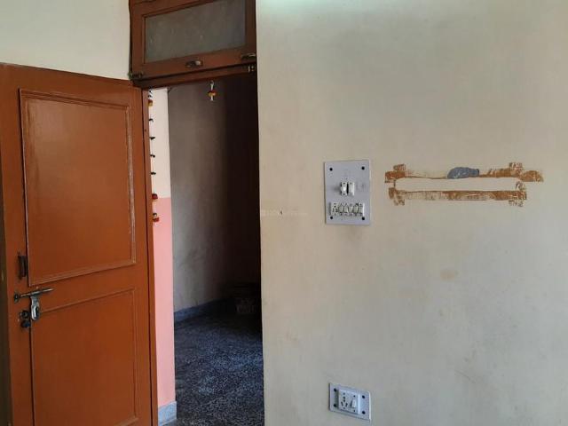 House for rent in Deri