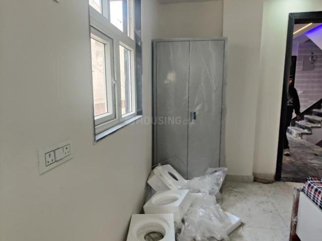 House for rent in Central Delhi, Deri