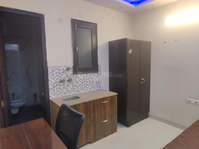 House for rent in Central Delhi, Deri