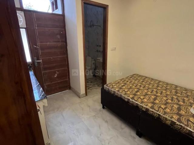 House for rent in Central Delhi, Deri