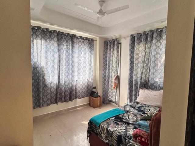 House for rent in Central Delhi, Deri