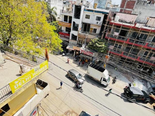 House for rent in South Delhi, Deri