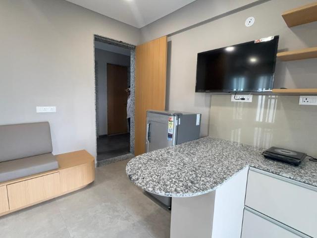 House for rent in Madya