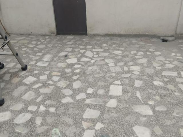House for rent in North West Delhi, Deri
