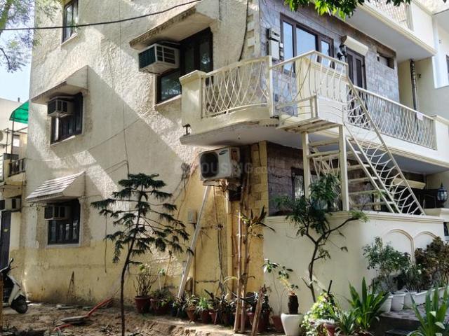 House for rent in Hariana