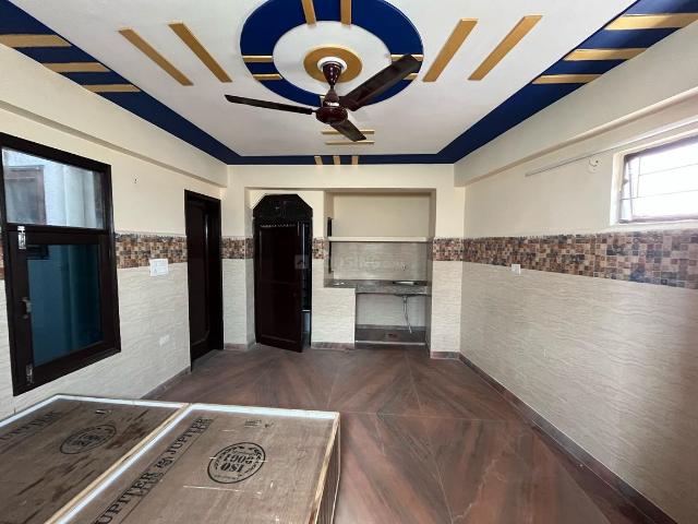 House for rent in Sector 58, Noida