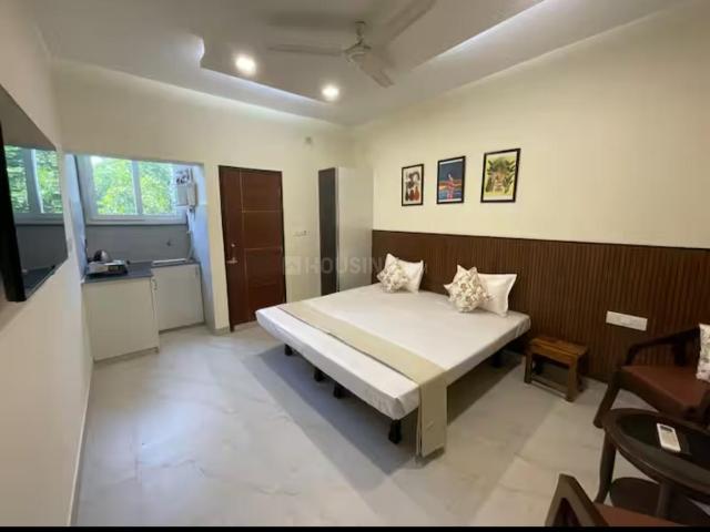 House for rent in Sector 61, Noida