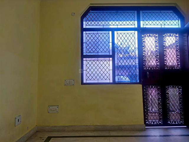 House for rent in East Delhi, Deri