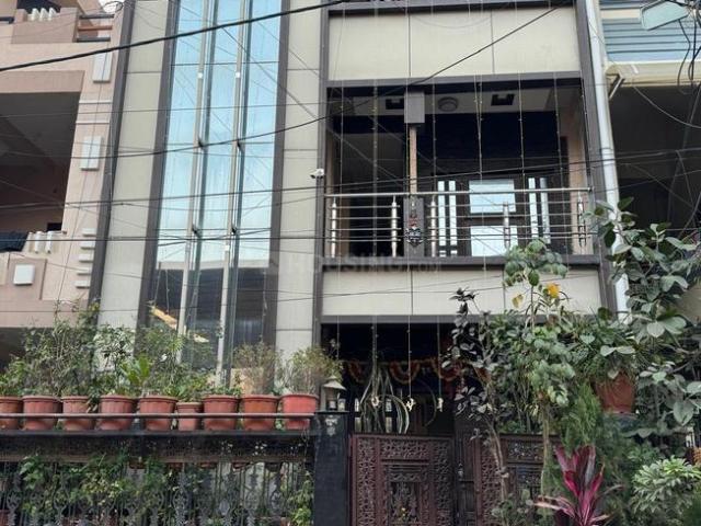 House for rent in Madya