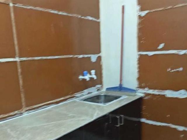 Property for rent in Deri