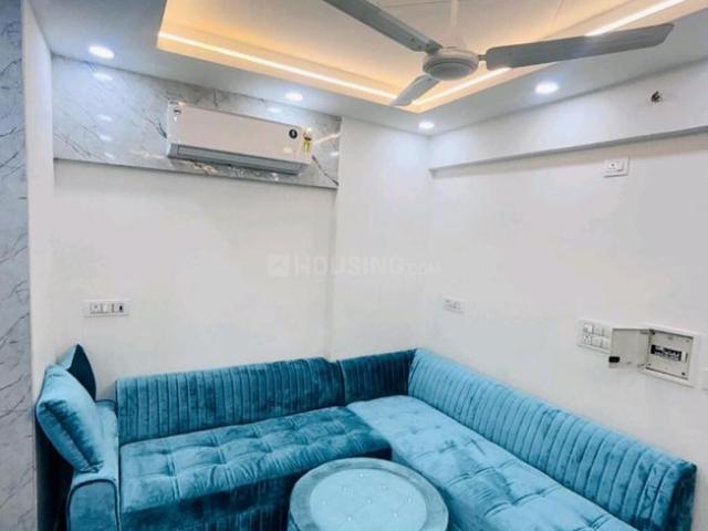 Flat for rent in DLF Capital Greens, Delhi