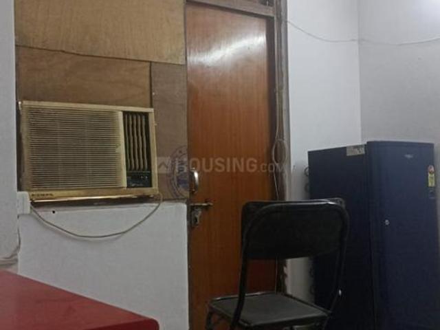 Flat for rent in Deri