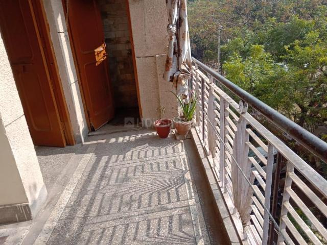 Flat for rent in Deri