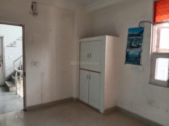 Flat for rent in Deri