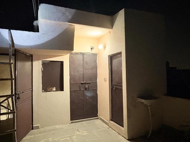 Flat for rent in Deri
