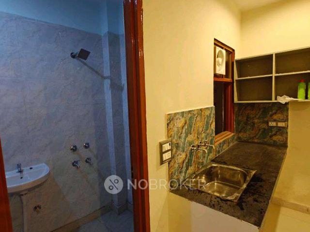 Property for rent in West Delhi, Deri