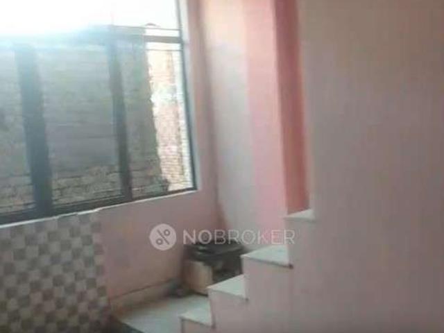 Property for rent in Deri