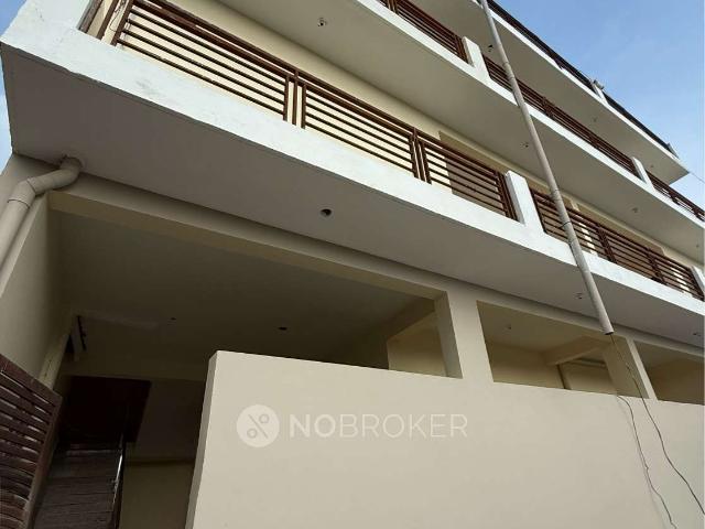 Property for rent in Hariana