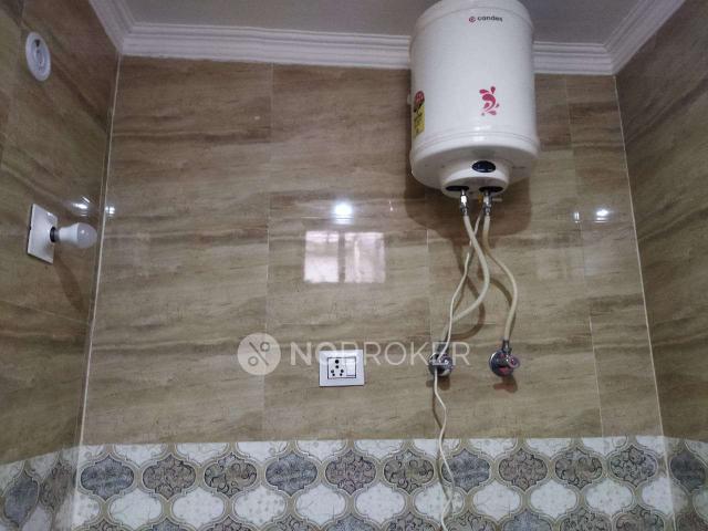 Property for rent in South Delhi, Deri