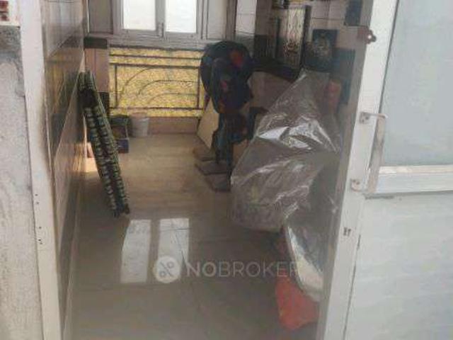 Property for rent in Deri