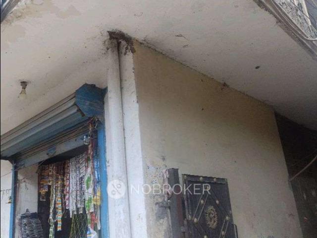 Property for rent in Deri