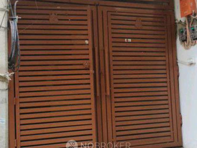 Property for rent in West Delhi, Deri