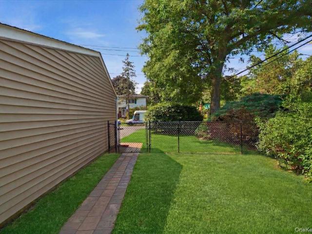 House for sale in Huntington, New York
